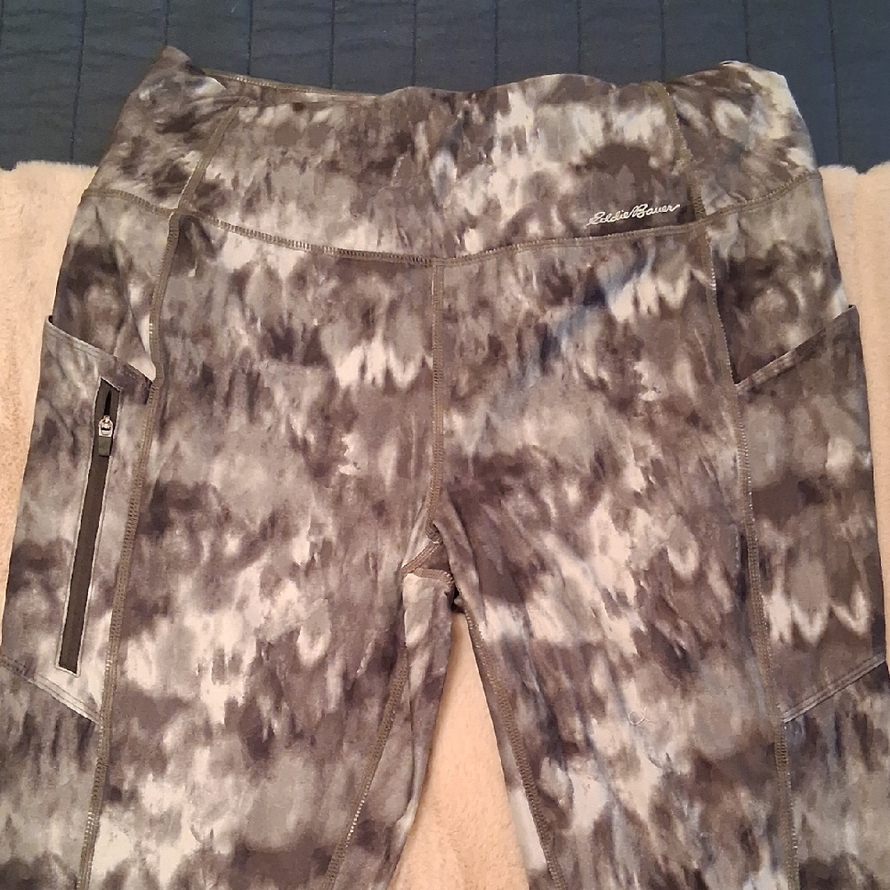 Eddie Bauer Marble Gray Leggings